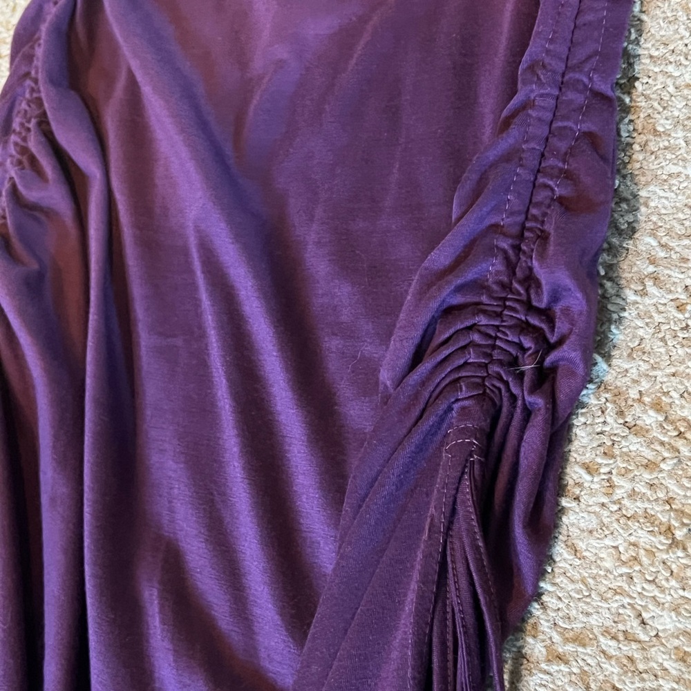 Purple Sleeveless Top - Picture 3 of 5